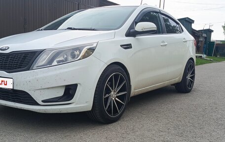 KIA Rio III рестайлинг, 2013 год, 900 000 рублей, 8 фотография