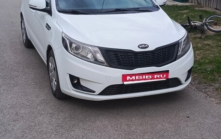 KIA Rio III рестайлинг, 2013 год, 900 000 рублей, 14 фотография