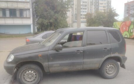 Chevrolet Niva I рестайлинг, 2006 год, 275 000 рублей, 2 фотография