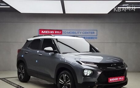 Chevrolet TrailBlazer, 2023 год, 1 800 000 рублей, 1 фотография