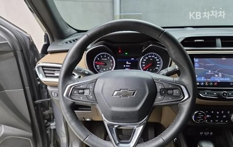 Chevrolet TrailBlazer, 2023 год, 1 800 000 рублей, 7 фотография