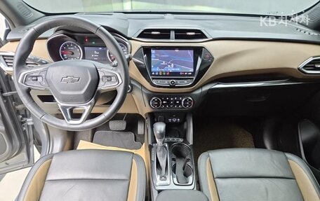 Chevrolet TrailBlazer, 2023 год, 1 800 000 рублей, 5 фотография