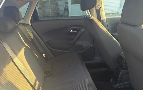 Volkswagen Polo VI (EU Market), 2013 год, 600 000 рублей, 5 фотография