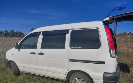 Toyota Lite Ace IV, 2000 год, 300 000 рублей, 25 фотография