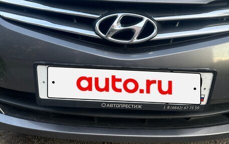 Hyundai Solaris II рестайлинг, 2015 год, 900 000 рублей, 2 фотография