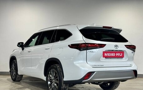 Toyota Highlander, 2026 год, 5 200 000 рублей, 7 фотография