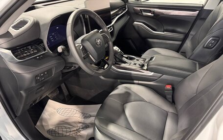 Toyota Highlander, 2026 год, 5 200 000 рублей, 21 фотография