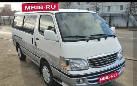 Toyota HiAce H100, 2001 год, 980 000 рублей, 1 фотография