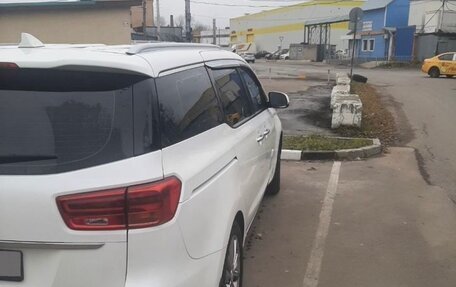KIA Carnival III, 2019 год, 2 800 000 рублей, 3 фотография