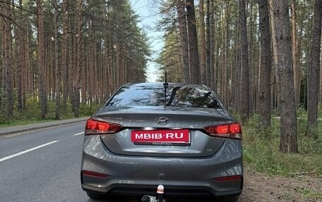 Hyundai Solaris II рестайлинг, 2017 год, 1 420 000 рублей, 2 фотография
