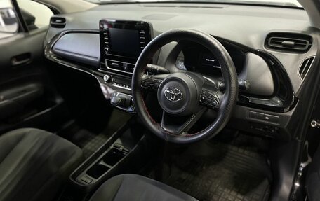 Toyota Aqua, 2021 год, 1 899 900 рублей, 11 фотография