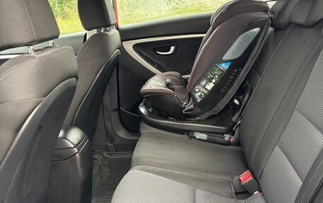 Hyundai i30 II рестайлинг, 2012 год, 899 000 рублей, 11 фотография