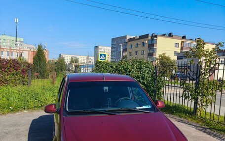 Renault Logan I, 2012 год, 590 000 рублей, 3 фотография