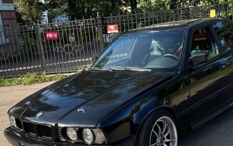 BMW 5 серия, 1992 год, 580 000 рублей, 1 фотография
