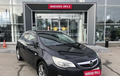 Opel Astra J, 2011 год, 644 500 рублей, 3 фотография