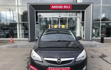 Opel Astra J, 2011 год, 644 500 рублей, 2 фотография