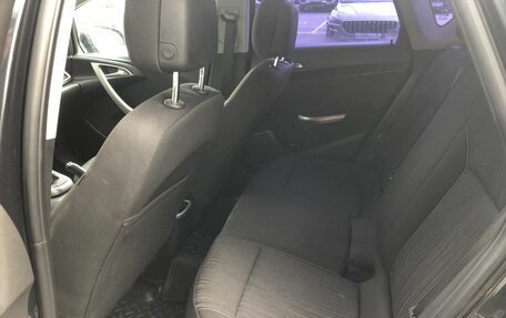Opel Astra J, 2011 год, 644 500 рублей, 11 фотография