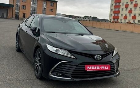 Toyota Camry, 2021 год, 2 850 000 рублей, 2 фотография