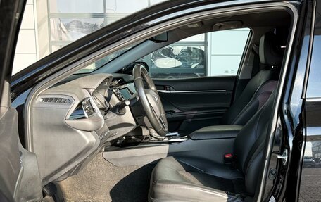 Toyota Camry, 2020 год, 3 099 000 рублей, 15 фотография