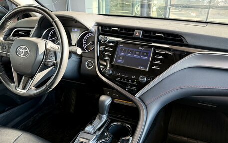 Toyota Camry, 2020 год, 3 099 000 рублей, 23 фотография