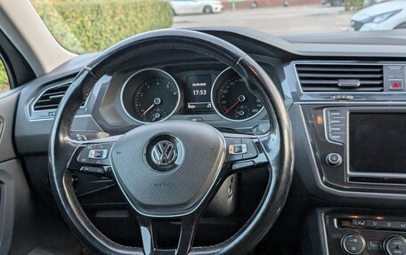 Volkswagen Tiguan II, 2017 год, 2 150 000 рублей, 10 фотография