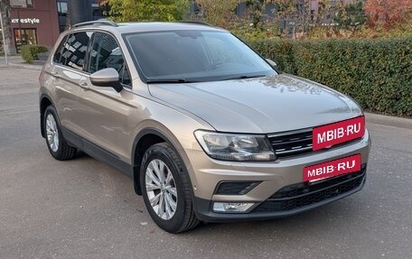 Volkswagen Tiguan II, 2017 год, 2 150 000 рублей, 3 фотография