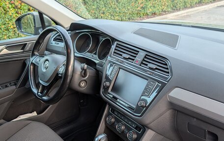 Volkswagen Tiguan II, 2017 год, 2 150 000 рублей, 14 фотография