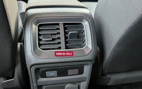 Volkswagen Tiguan II, 2017 год, 2 150 000 рублей, 18 фотография