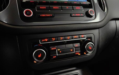Volkswagen Tiguan I, 2013 год, 868 000 рублей, 15 фотография