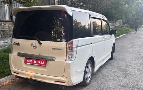 Honda Stepwgn IV, 2010 год, 1 350 000 рублей, 1 фотография