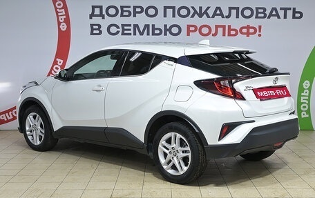 Toyota C-HR I рестайлинг, 2021 год, 2 599 000 рублей, 6 фотография