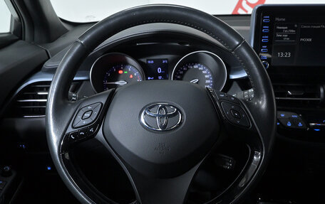 Toyota C-HR I рестайлинг, 2021 год, 2 599 000 рублей, 10 фотография