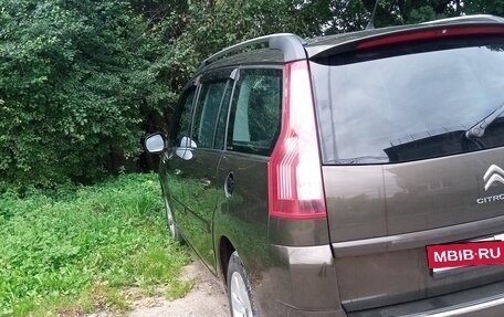 Citroen C4 Picasso II рестайлинг, 2012 год, 700 000 рублей, 4 фотография