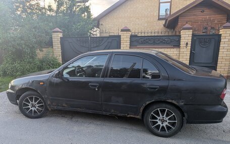 Nissan Almera, 1998 год, 75 000 рублей, 7 фотография
