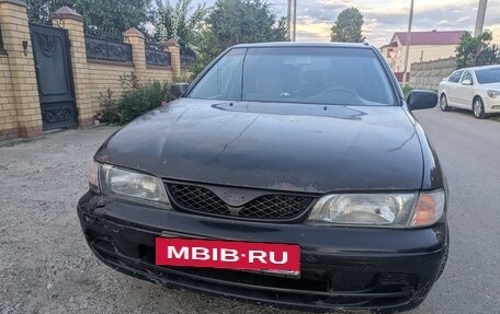 Nissan Almera, 1998 год, 75 000 рублей, 2 фотография