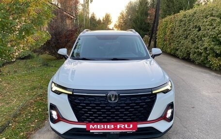 Changan CS35 Plus, 2024 год, 1 795 000 рублей, 2 фотография