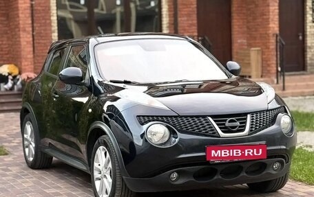 Nissan Juke II, 2011 год, 920 000 рублей, 2 фотография