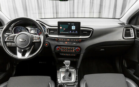 KIA cee'd III, 2019 год, 1 990 000 рублей, 11 фотография