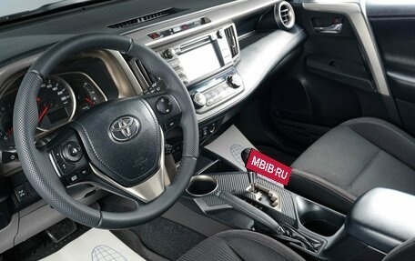 Toyota RAV4, 2015 год, 2 229 000 рублей, 7 фотография