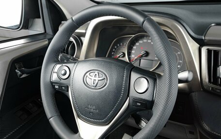 Toyota RAV4, 2015 год, 2 229 000 рублей, 11 фотография