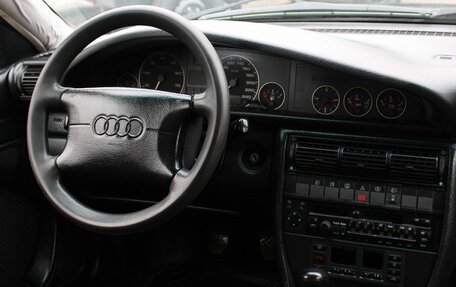 Audi A6, 1995 год, 179 000 рублей, 10 фотография