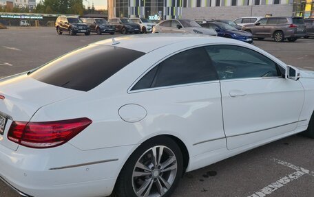 Mercedes-Benz E-Класс, 2014 год, 2 200 000 рублей, 8 фотография