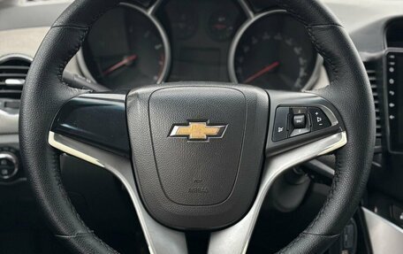 Chevrolet Cruze II, 2010 год, 300 000 рублей, 19 фотография
