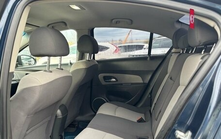 Chevrolet Cruze II, 2010 год, 300 000 рублей, 12 фотография