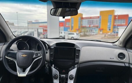 Chevrolet Cruze II, 2010 год, 300 000 рублей, 26 фотография