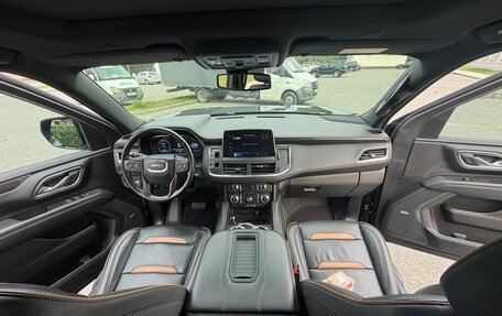 GMC Yukon IV, 2022 год, 7 550 000 рублей, 2 фотография