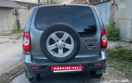 Chevrolet Niva I рестайлинг, 2012 год, 375 000 рублей, 2 фотография