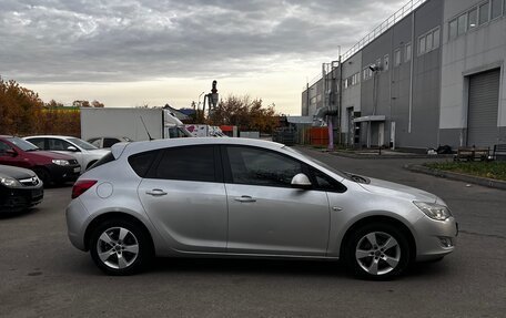 Opel Astra J, 2011 год, 650 000 рублей, 10 фотография
