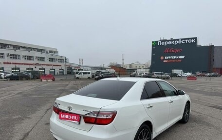 Toyota Camry, 2017 год, 2 440 000 рублей, 5 фотография
