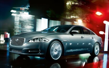 Jaguar XJ IV (X351), 2012 год, 2 600 000 рублей, 1 фотография